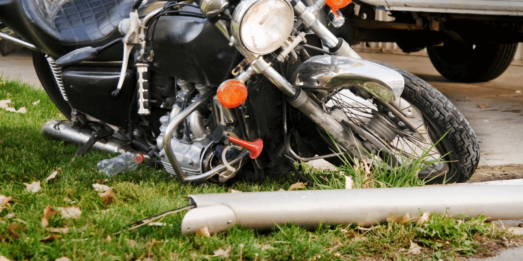 motorcycle accident with street light in Pullman, Washington
