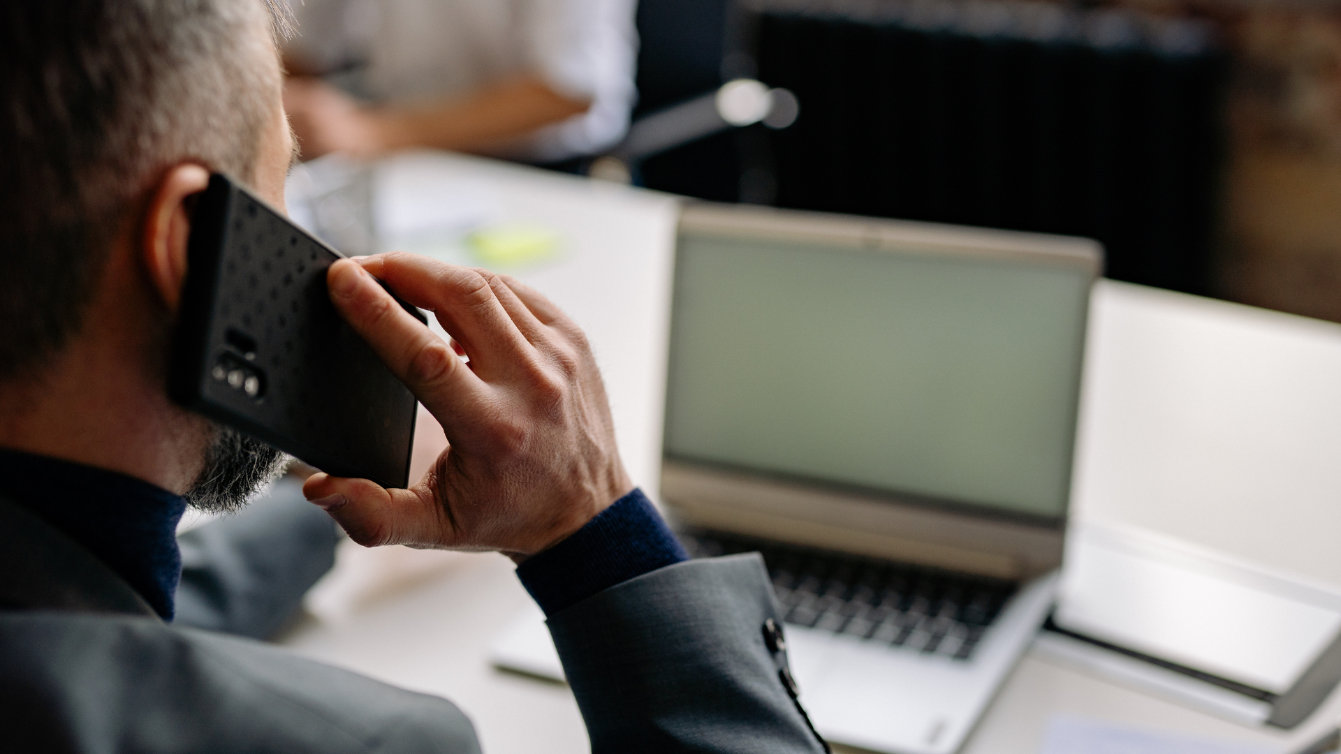 What to Do Immediately After an Interbay Car Crash