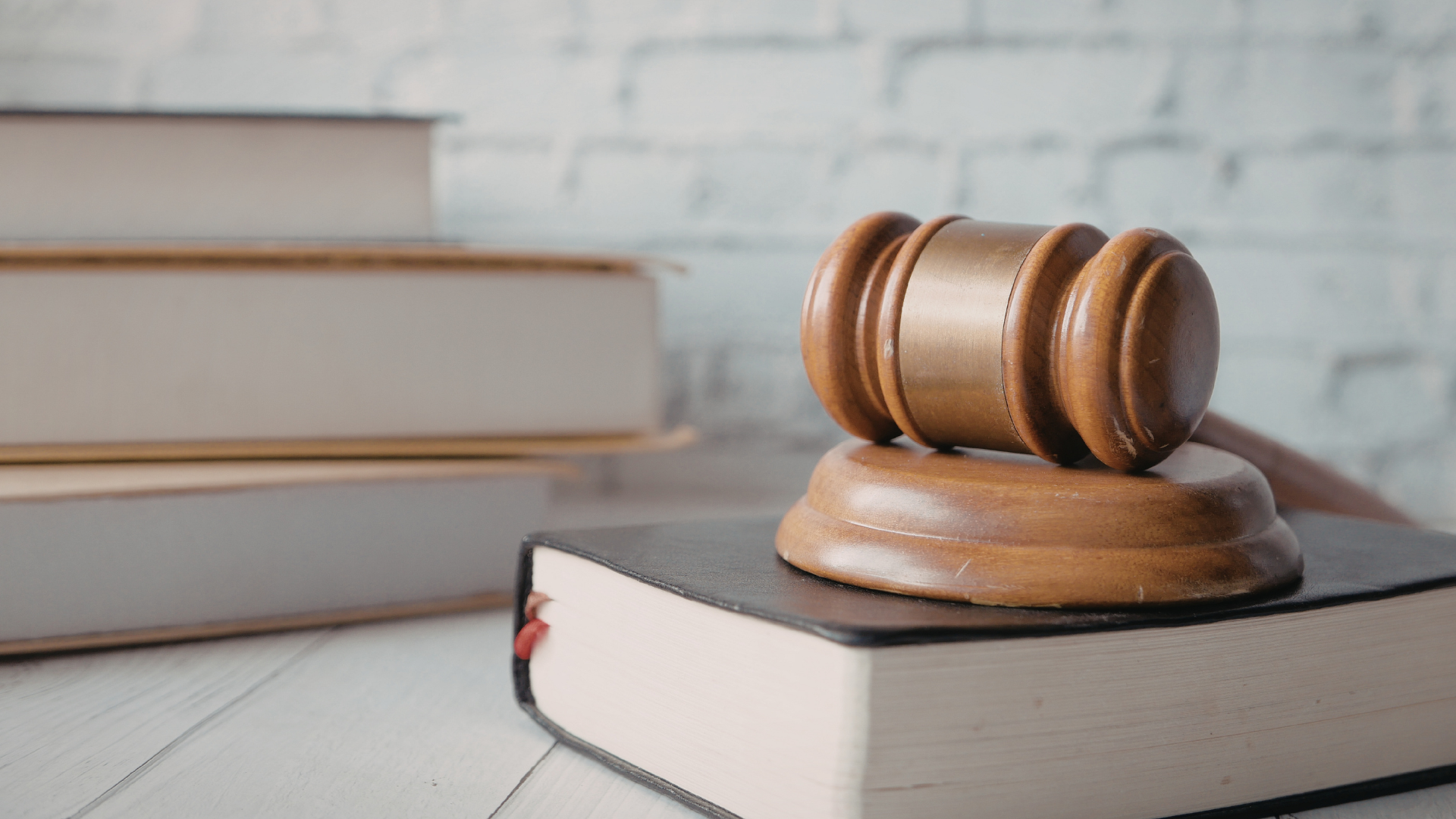 Why Legal Support Matters After an Interbay Car Crash